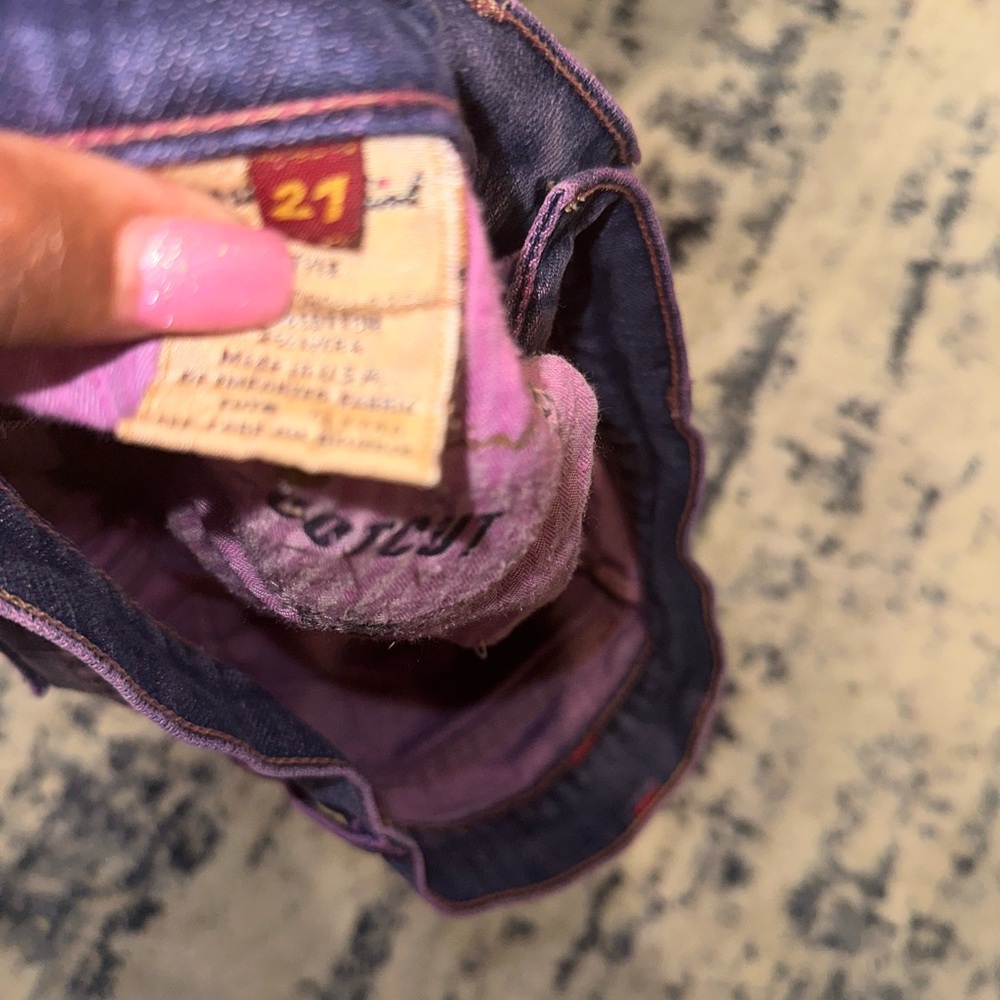 Women’s Seven 7 jeans(For mankind) short.
Size 27
Used. Excellent condition.